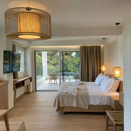 Serenity Hill Apartment *