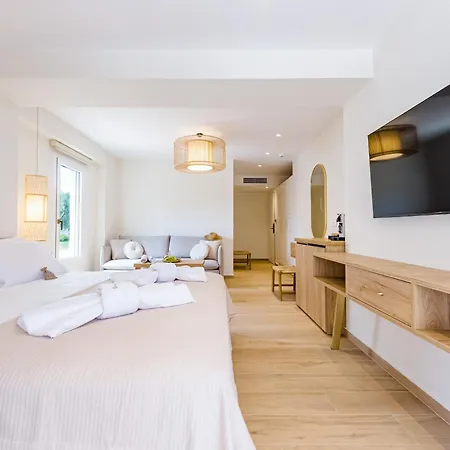 Serenity Hill Apartment *