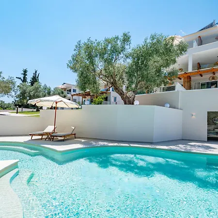 Serenity Hill * Paliouri