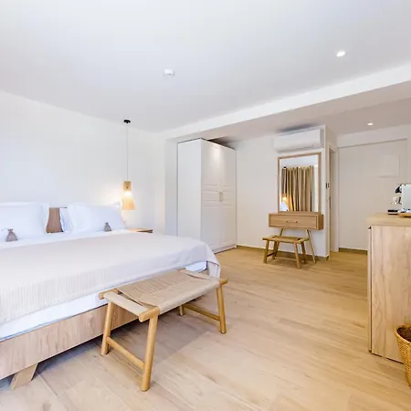Serenity Hill Apartment *