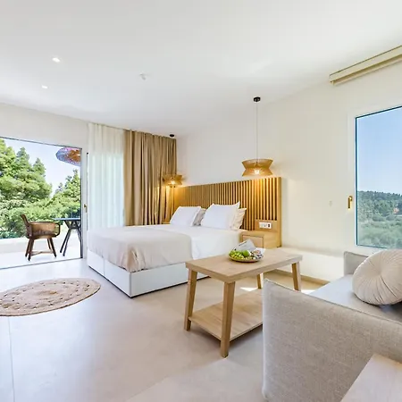 Serenity Hill Apartment *